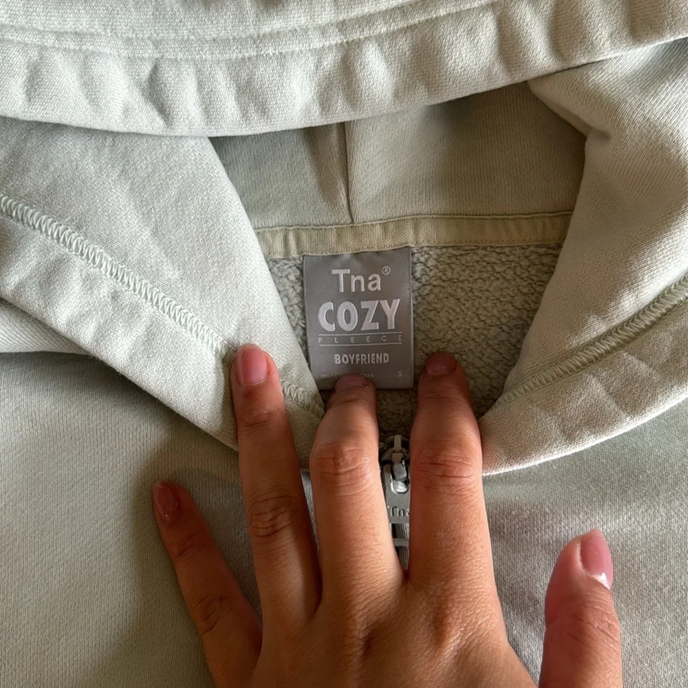 TNA Cozy Boyfriend Hoodie - Picture 6 of 6